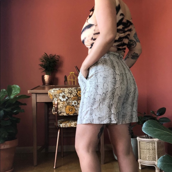 Mango Snake Print Winona Shorts - Picture 3 of 4